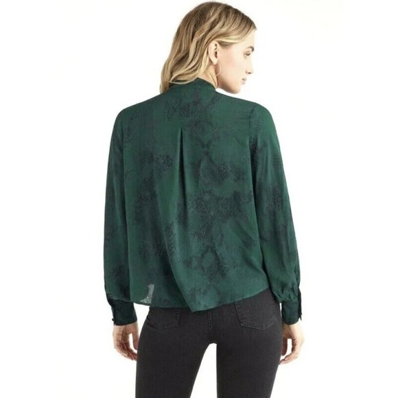 7 For All Mankind Women's Green Long Sleeve Blouse Size XS Runs Big NWT - Picture 16 of 16